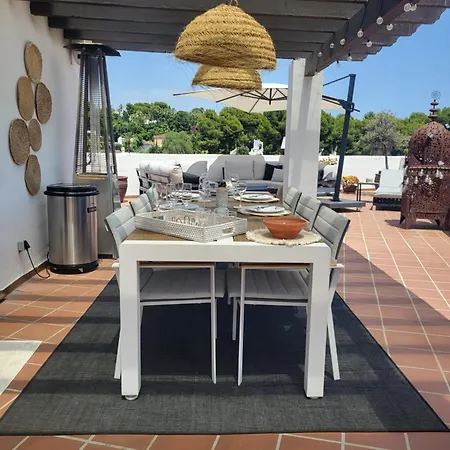 Duplex Penthouse Casa M3 Walking Distance Puerto Banus Апартаменты Марбелья