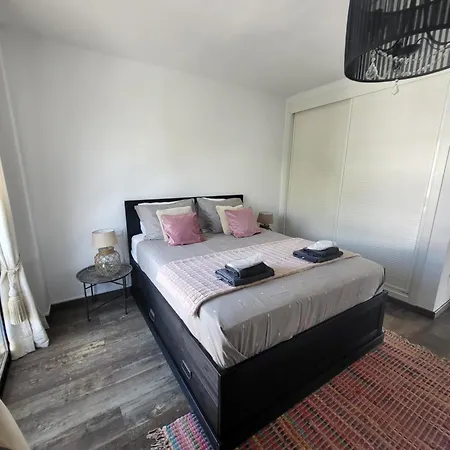 Duplex Penthouse Casa M3 Walking Distance Puerto Banus Марбелья