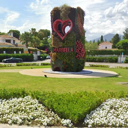 Duplex Penthouse Casa M3 Walking Distance Puerto Banus Appartement Marbella
